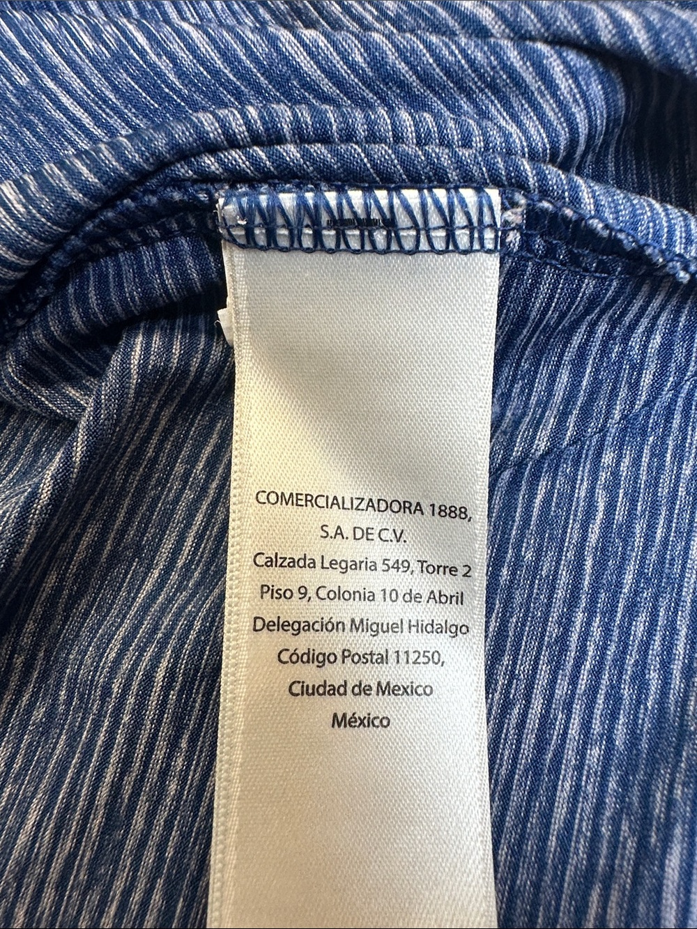 Vineyard Vines Performance Polo, Men's 2XL Blue White Striped Polyester Spandex - Picture 11 of 13